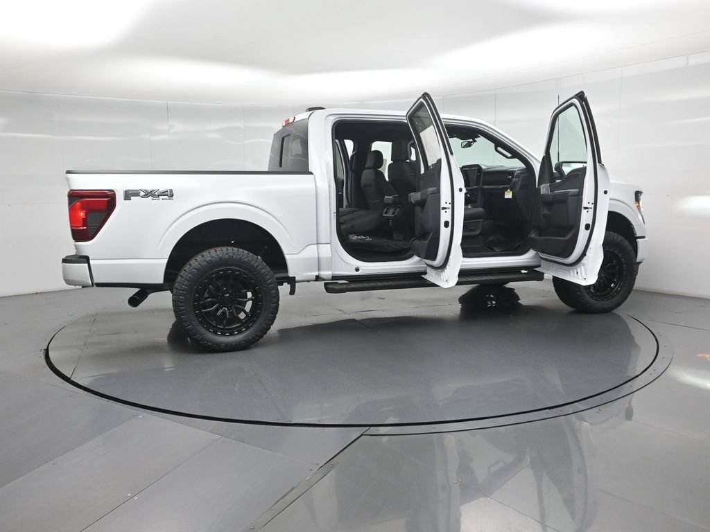 New 2026 Ford F150 XLT w/ Equipment Group 302A MID AWD/4WD image 4