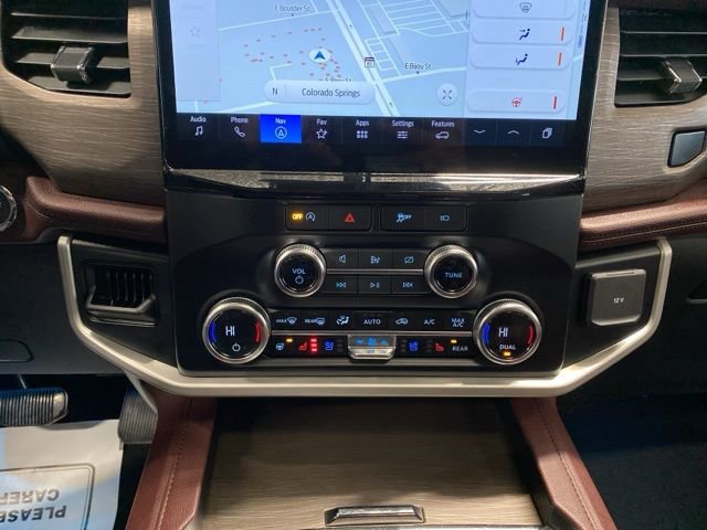 Used 2024 Ford Expedition Max Limited AWD/4WD image 23