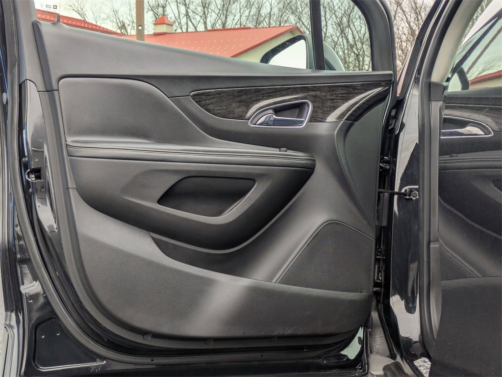 Used 2015 Buick Encore Convenience image 11