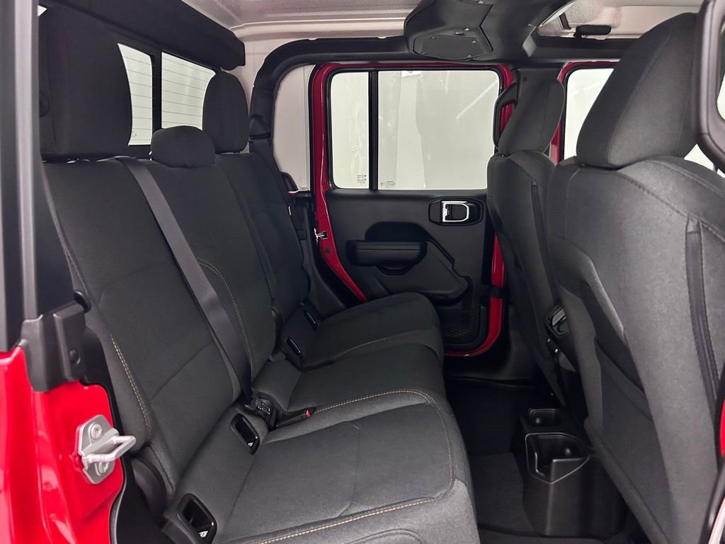 New 2025 Jeep Gladiator Sport image 15