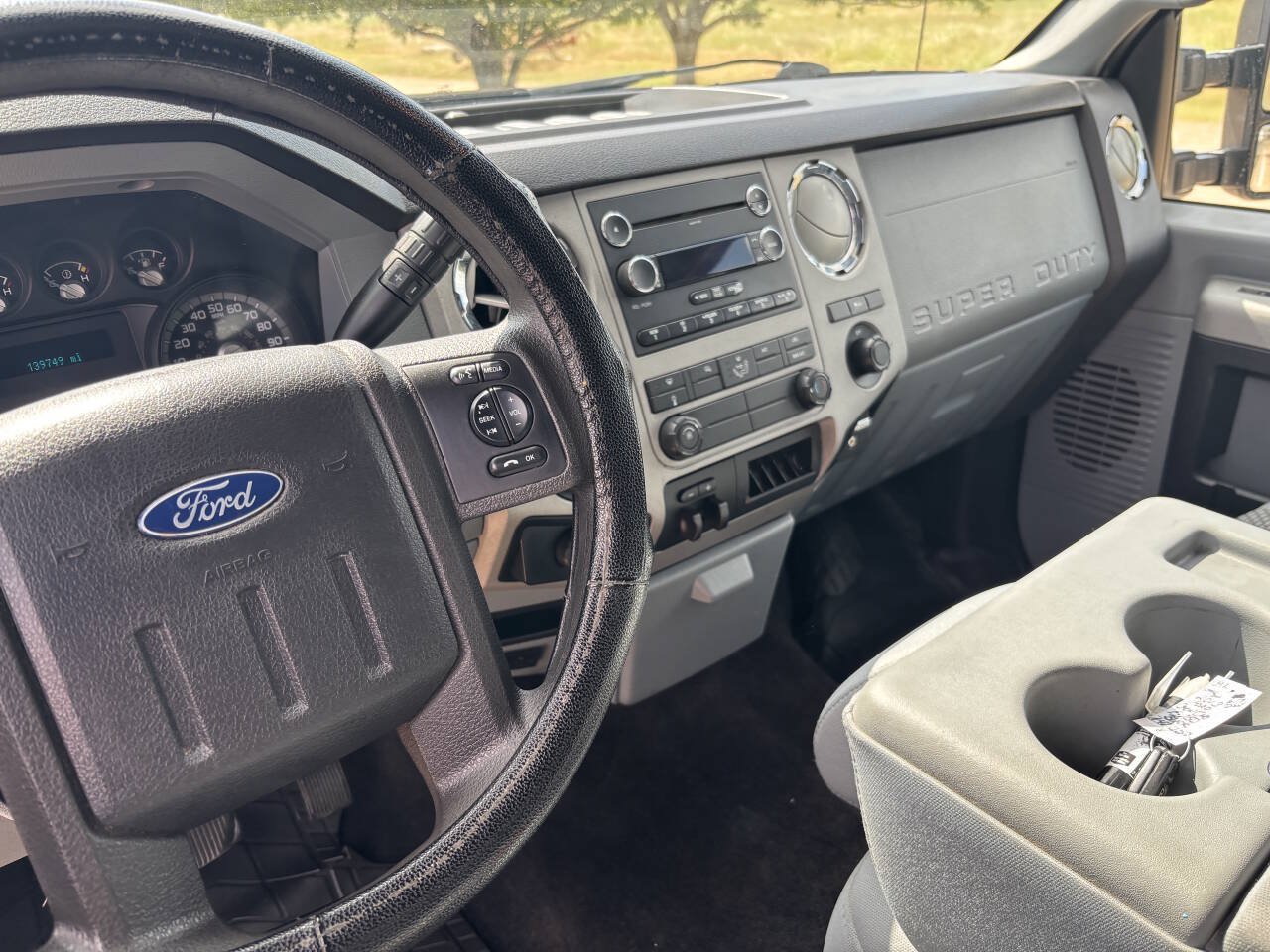 Used 2013 Ford F250 4x4 Crew Cab Super Duty image 10