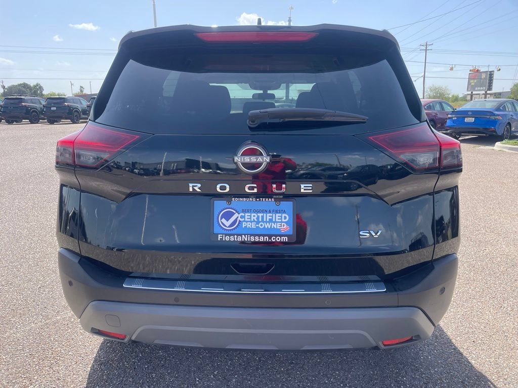 Certified 2023 Nissan Rogue SV FWD image 6