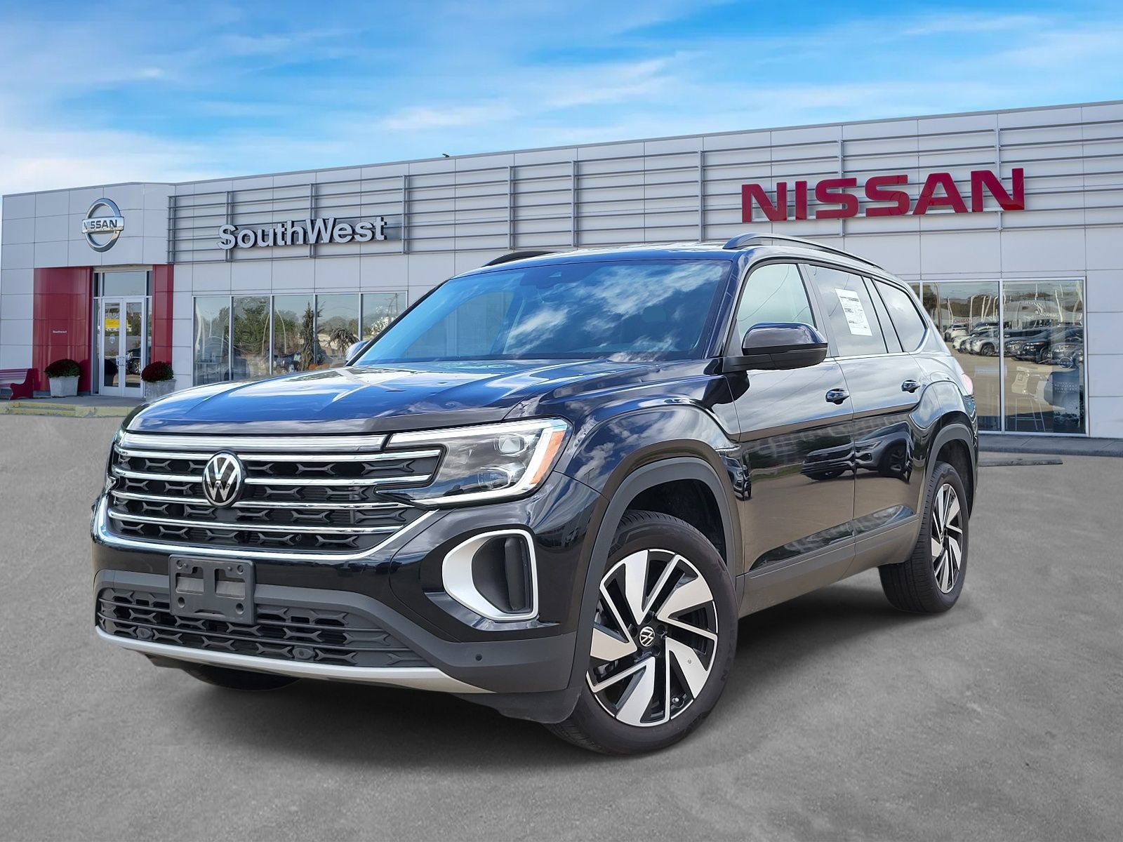 Used 2024 Volkswagen Atlas SE