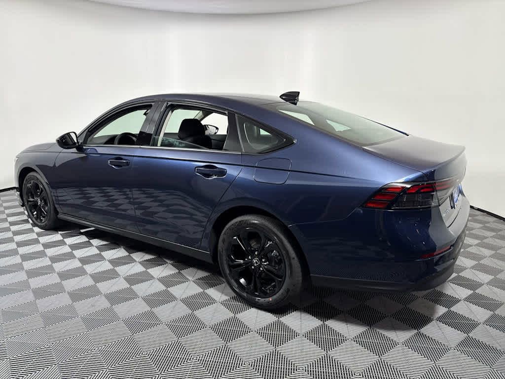 New 2025 Honda Accord SE image 4