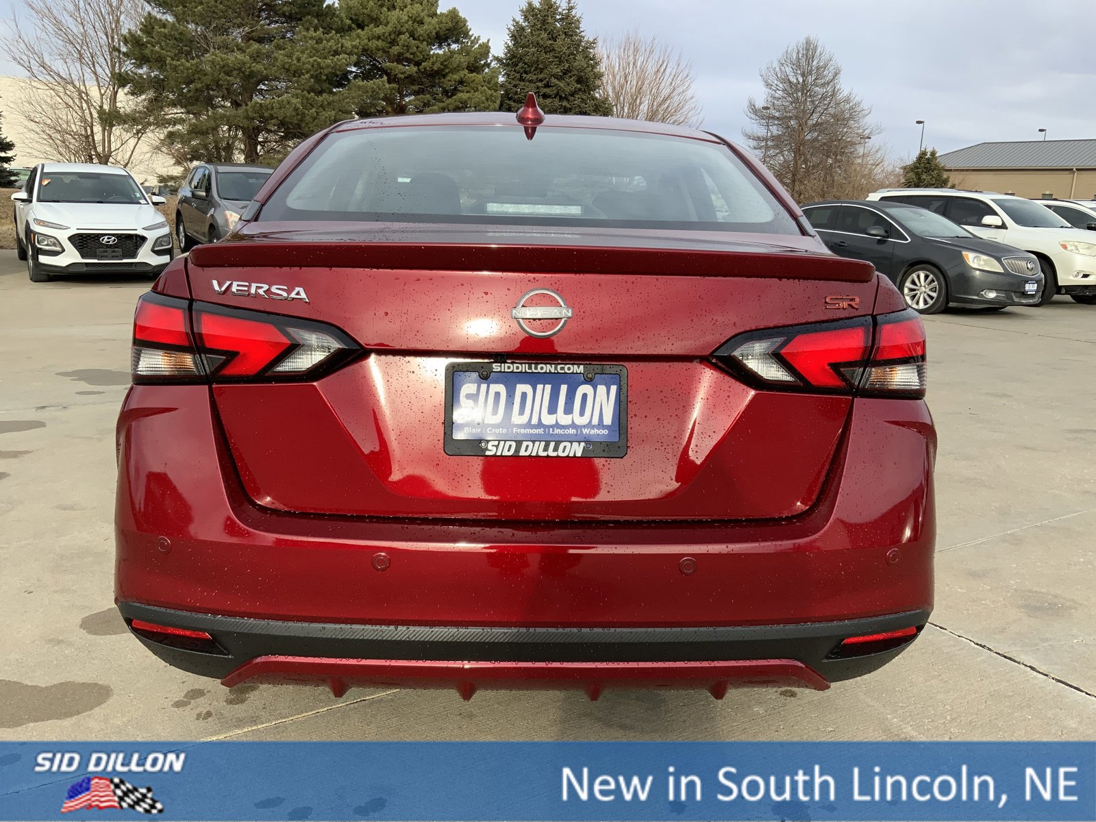 New 2025 Nissan Versa SR w/ Trunk Package image 4