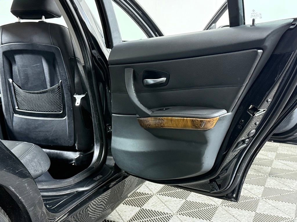 Used 2007 BMW 328i Sedan RWD image 23