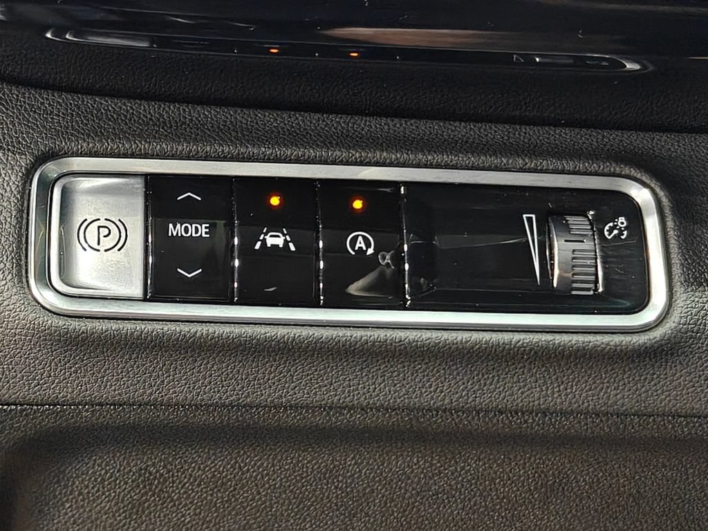 Used 2026 Buick Envision Avenir AWD/4WD image 12