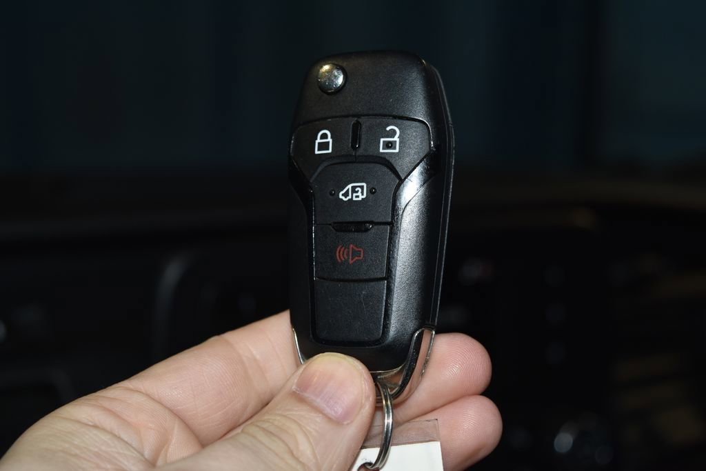 Used 2024 Ford Transit 250 148 Medium Roof Extended AWD image 19