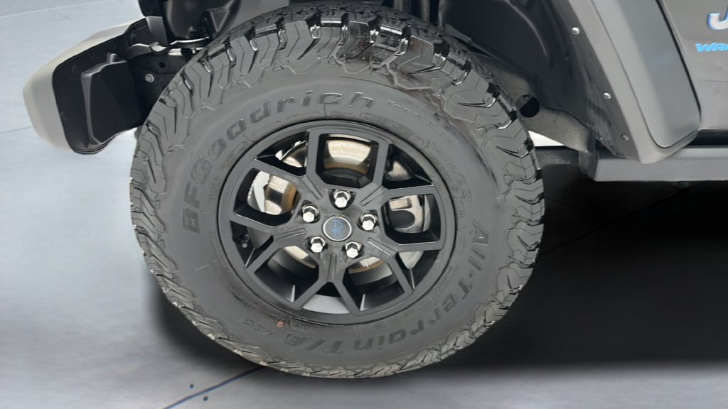 Used 2024 Jeep Wrangler Unlimited AWD/4WD image 9