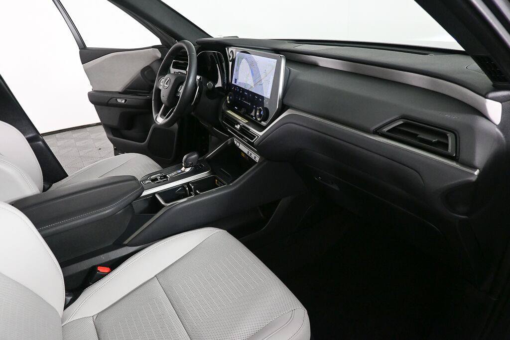 Used 2024 Lexus TX 350 FWD w/ Captains Chair Package image 22