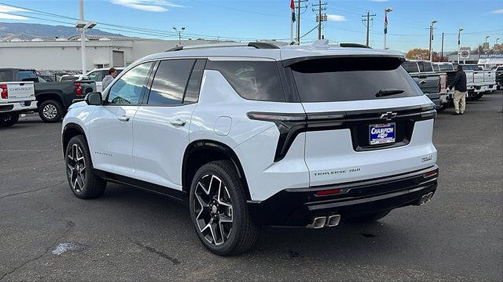 New 2026 Chevrolet Traverse High Country w/ LPO, Floor Liner Package image 7