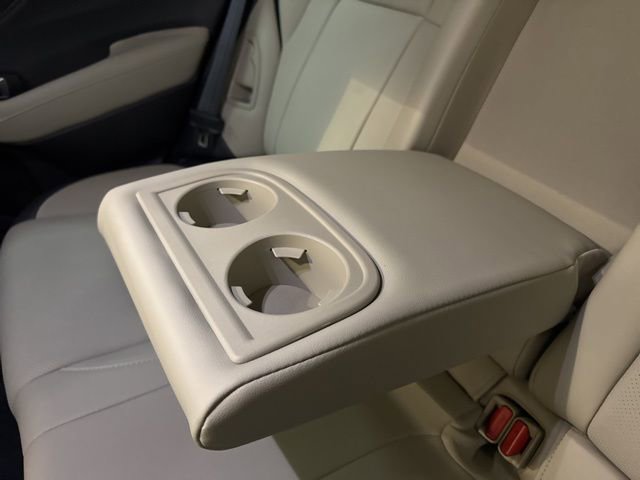 Certified 2025 Subaru Outback Limited image 31