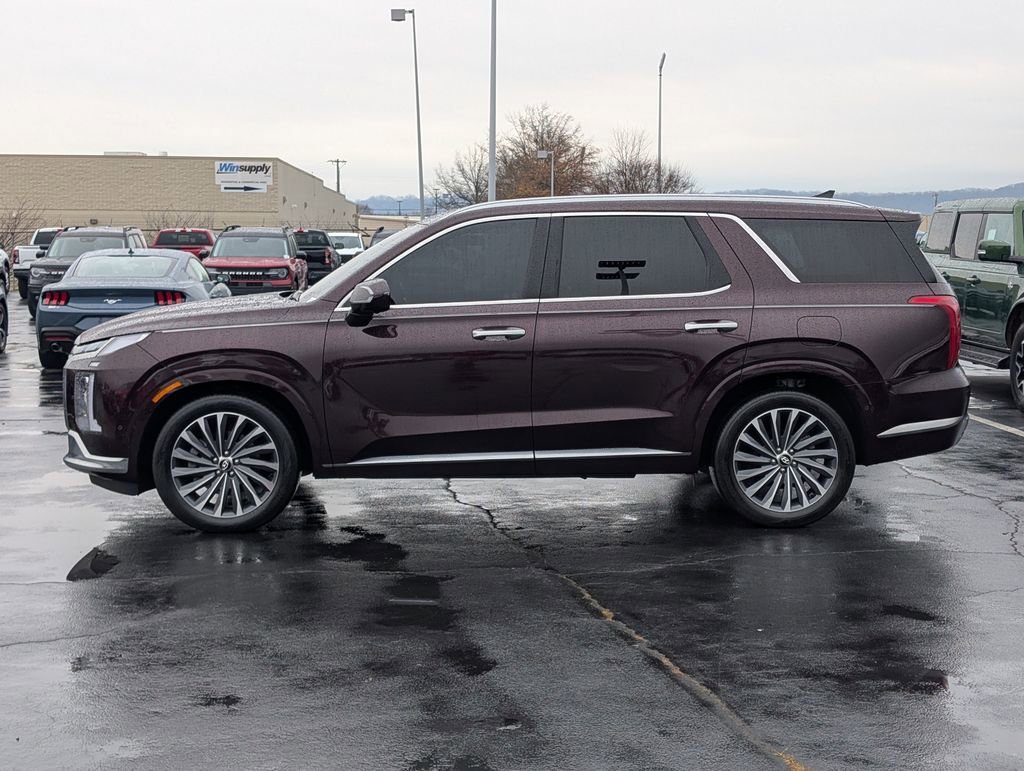 Used 2024 Hyundai Palisade Calligraphy image 5