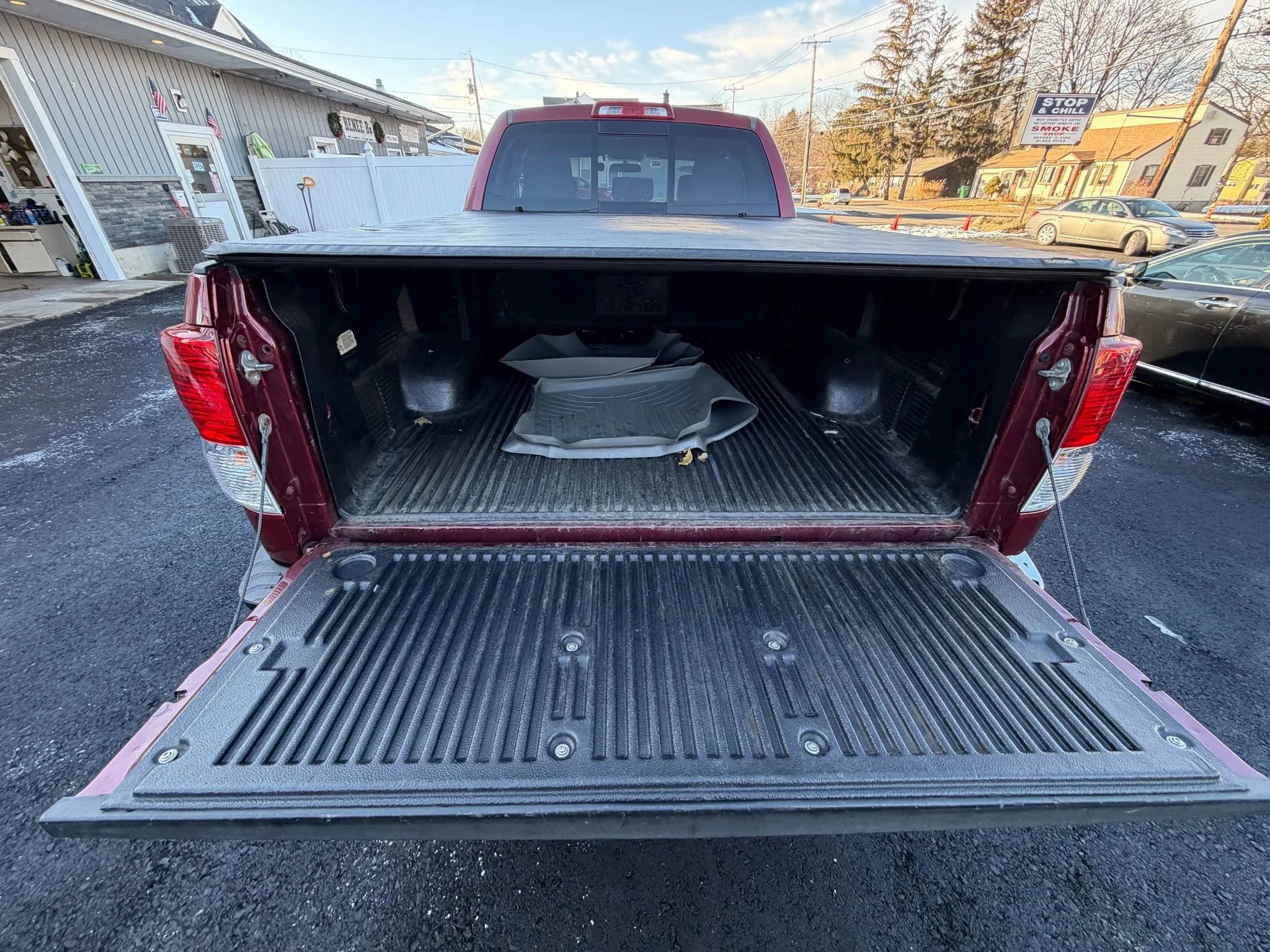Used 2010 Toyota Tundra 4x4 Double Cab image 15