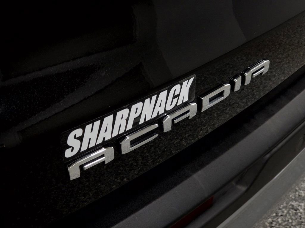 Used 2025 GMC Acadia Elevation image 25