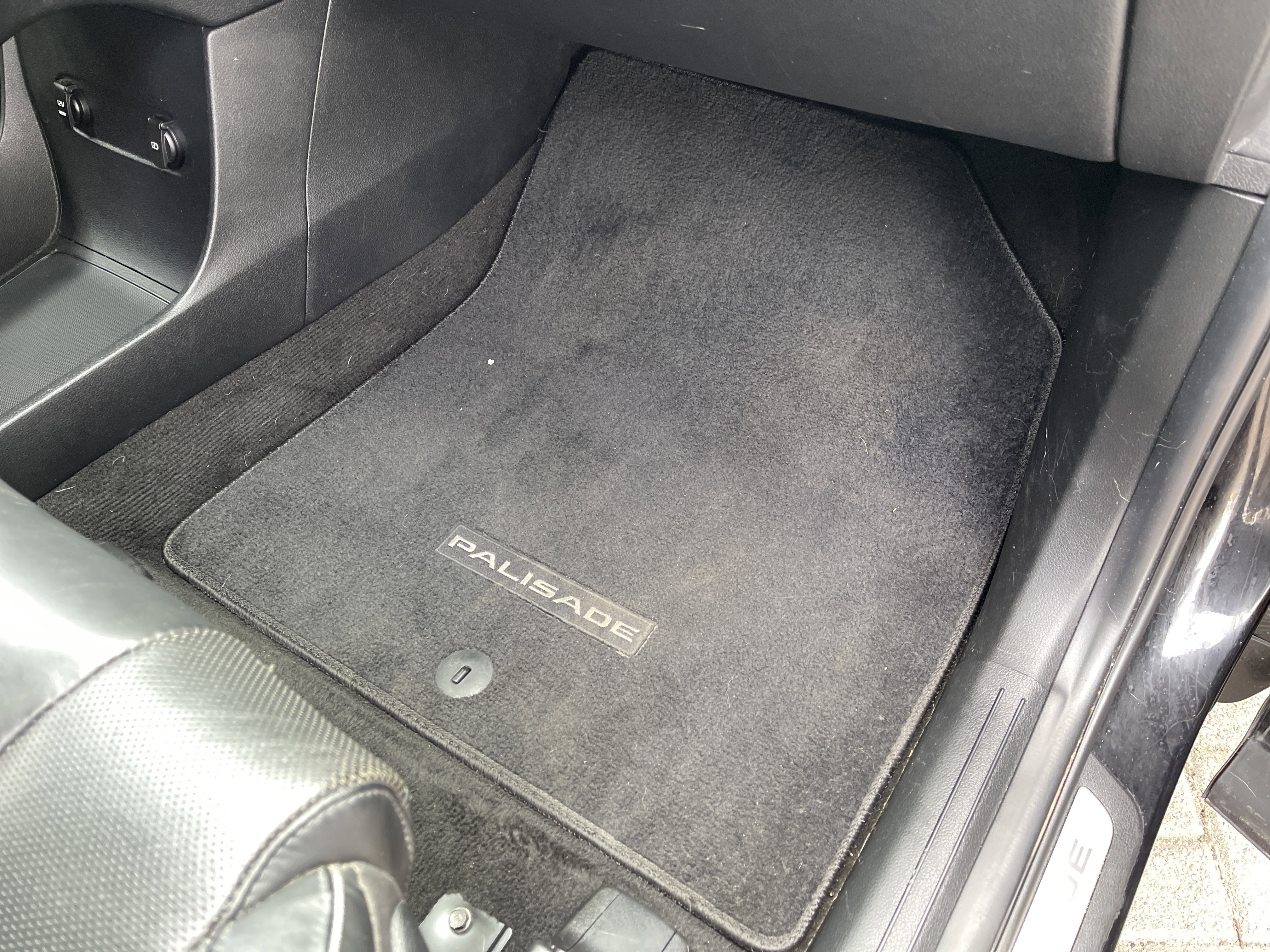 Used 2021 Hyundai Palisade Calligraphy image 39