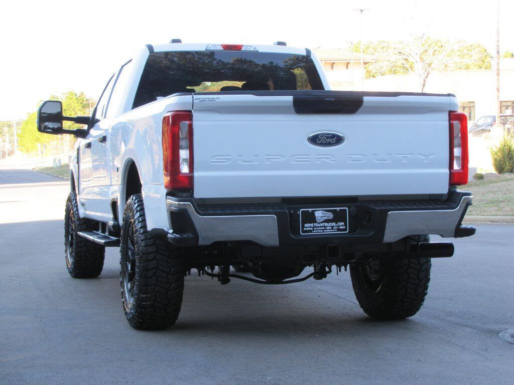Used 2024 Ford F250 XLT w/ FX4 Off-Road Package AWD/4WD image 11