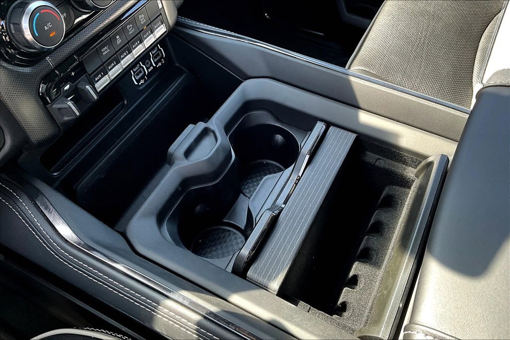 Used 2024 RAM 4500 4x4 Crew Cab DRW image 10