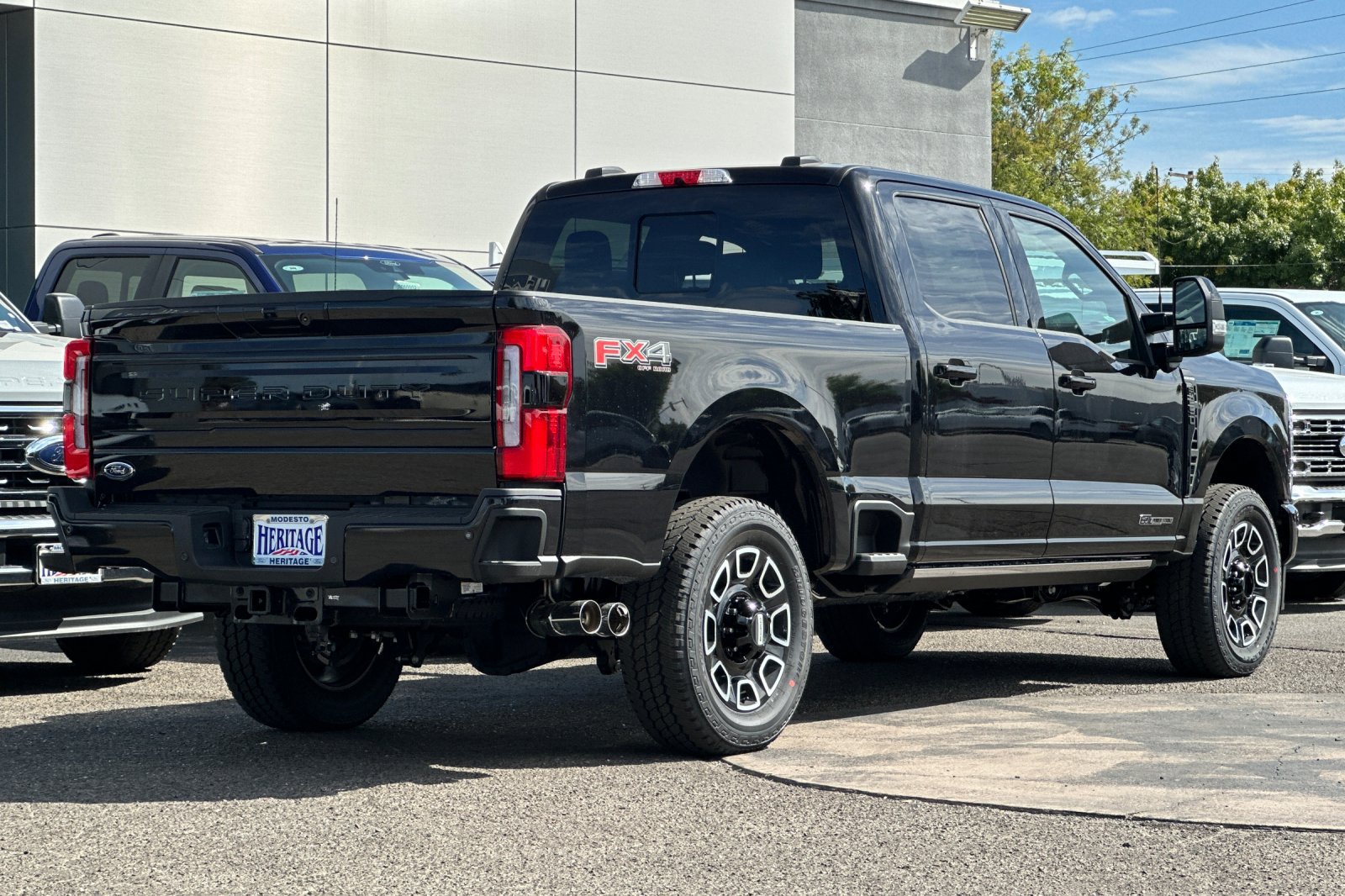 New 2026 Ford F250 Platinum AWD/4WD image 4
