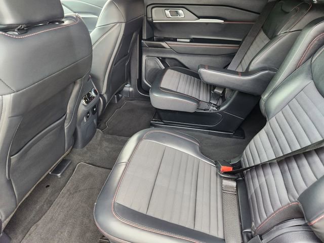 Used 2025 Ford Explorer ST-Line w/ Premium Package RWD image 30