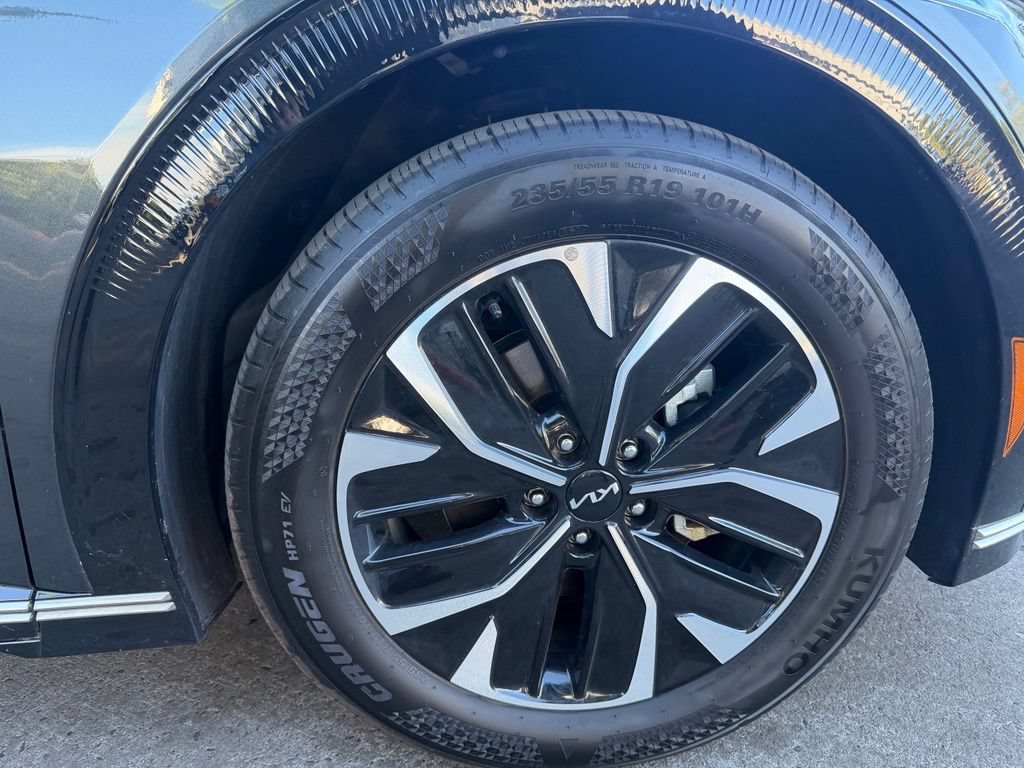 Certified 2024 Kia EV6 Wind AWD/4WD image 3