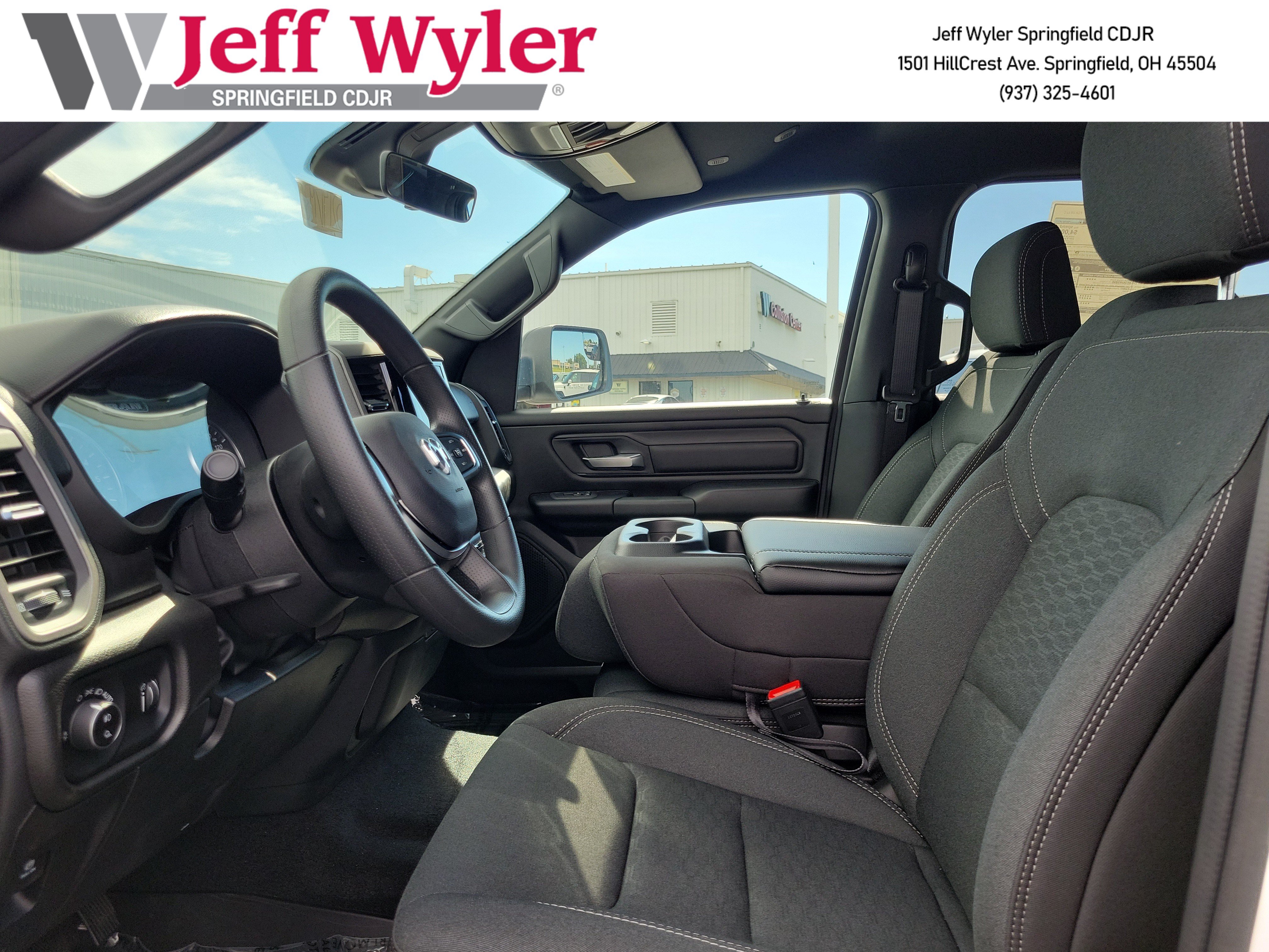 New 2026 RAM 1500 Warlock AWD/4WD image 15