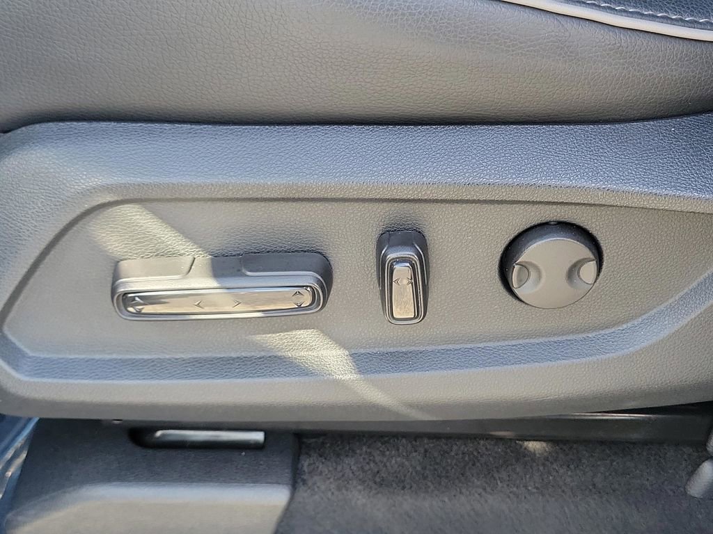 Used 2024 Honda Pilot Elite image 23