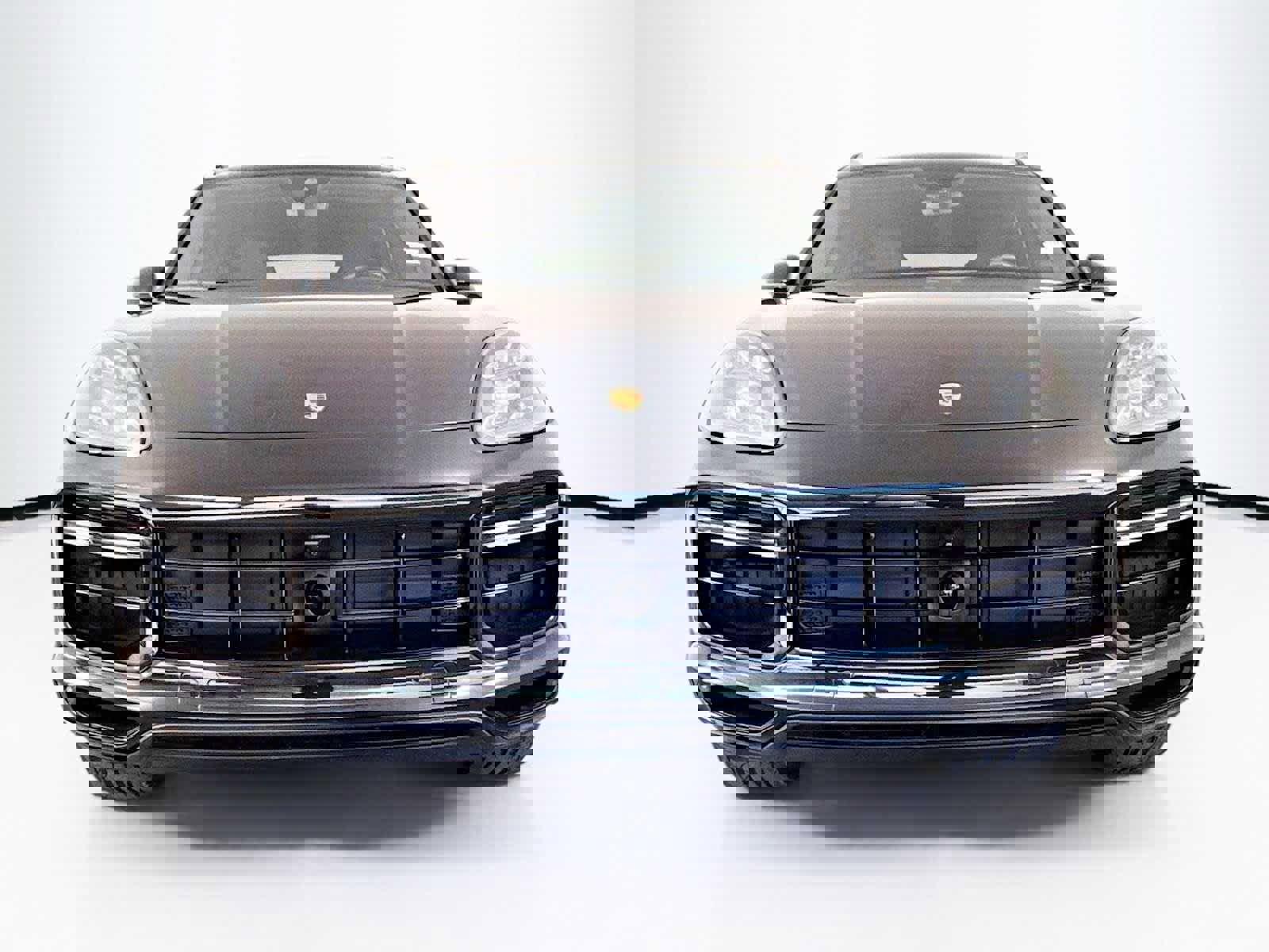 Used 2023 Porsche Cayenne Turbo S image 6