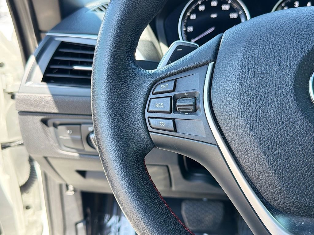 Used 2018 BMW 230i xDrive Convertible AWD/4WD image 34