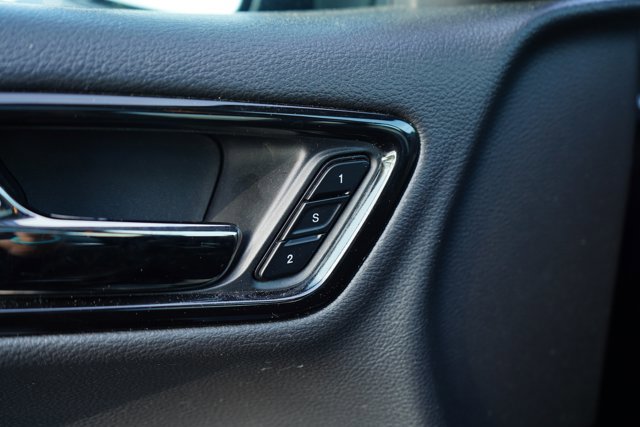 Used 2024 Dodge Durango GT image 22