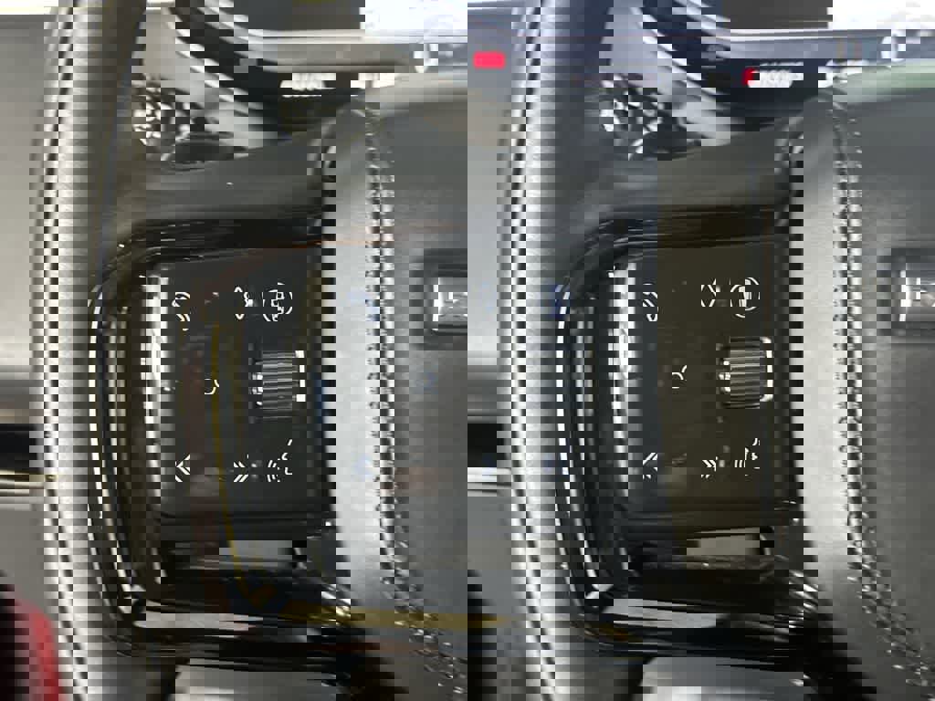 Used 2024 Land Rover Range Rover Sport Dynamic SE image 41