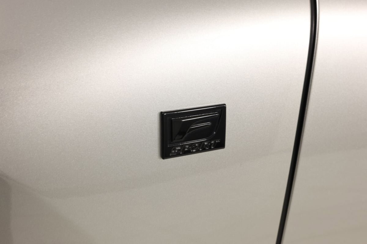 Used 2023 Lexus LX 600 F Sport w/ Accessory Package (Z1) AWD/4WD image 16