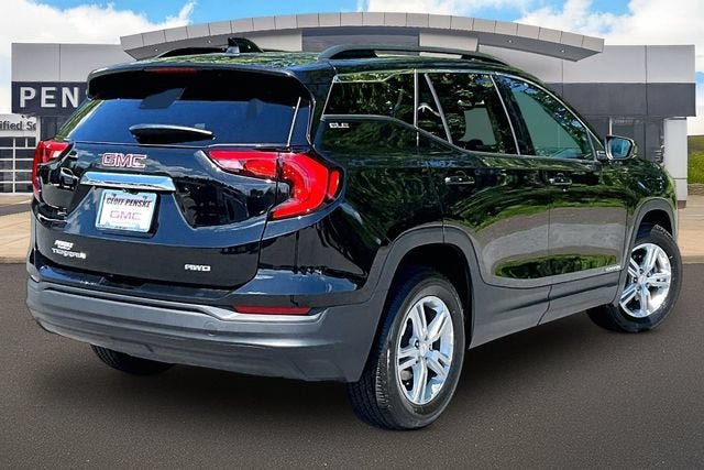 Used 2019 GMC Terrain SLE w/ Driver Convenience Package AWD/4WD image 3
