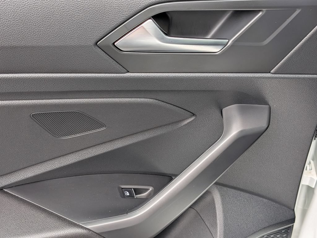 Used 2025 Volkswagen Jetta Sport FWD image 26