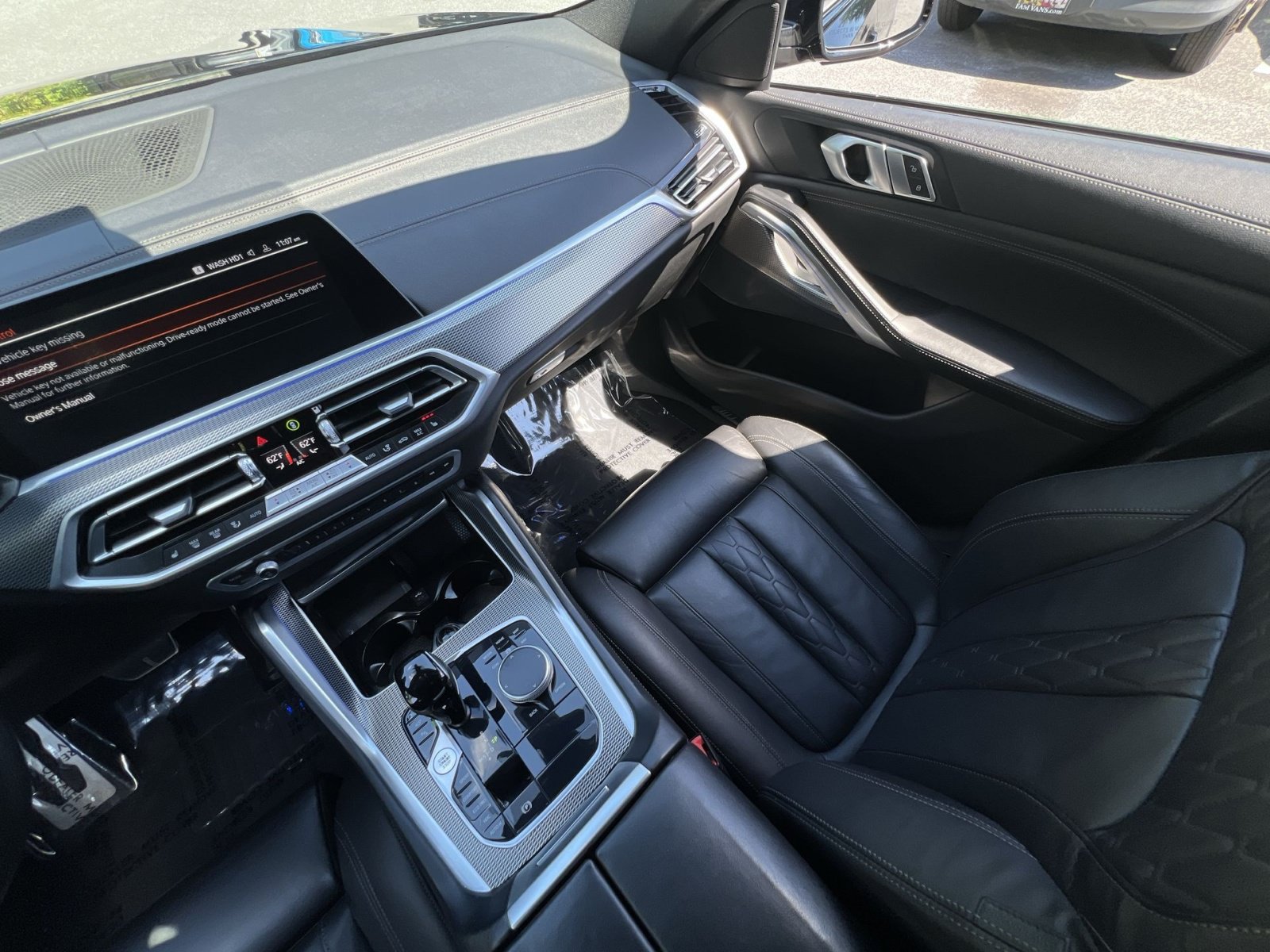 Used 2023 BMW X6 xDrive40i w/ M Sport Package AWD/4WD image 14