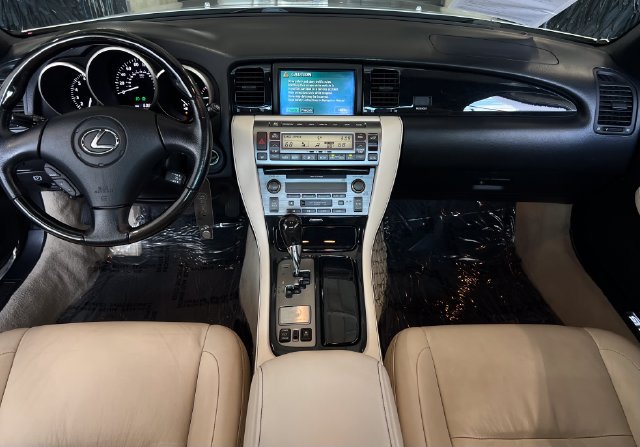 Used 2009 Lexus SC 430 Convertible RWD image 28