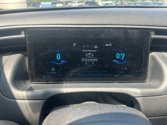 Used 2022 Hyundai Tucson Limited w/ Cargo Package FWD image 16