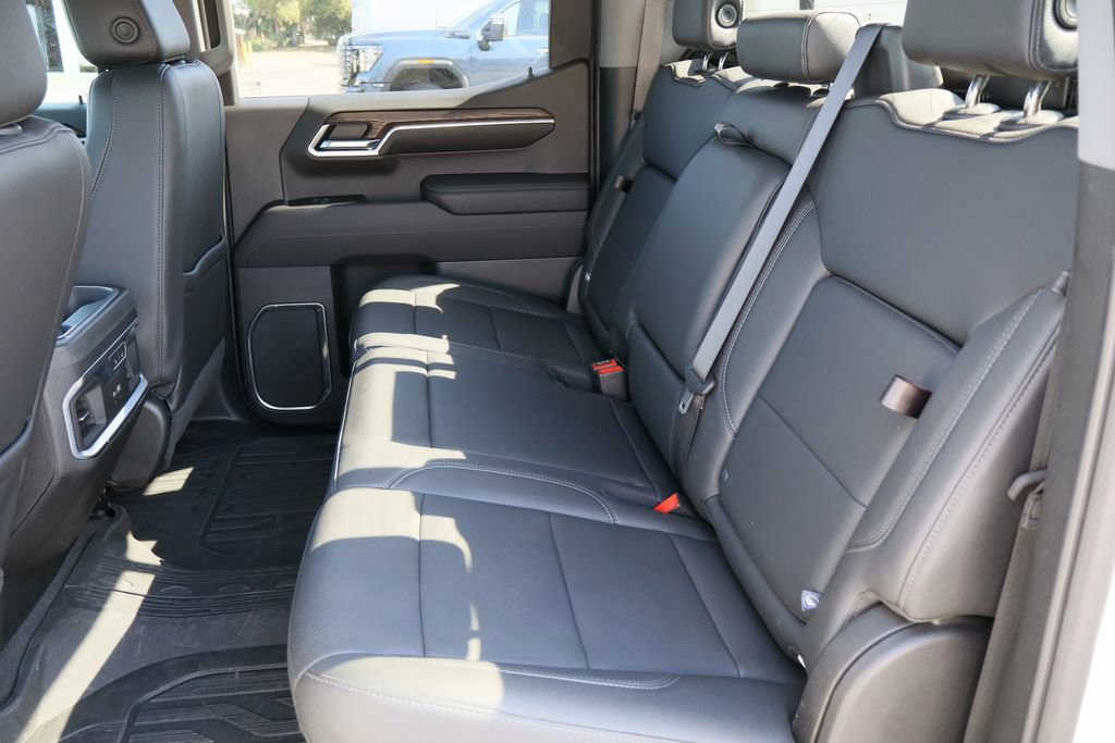 Used 2022 GMC Sierra 1500 SLT w/ SLT Premium Plus Package image 24