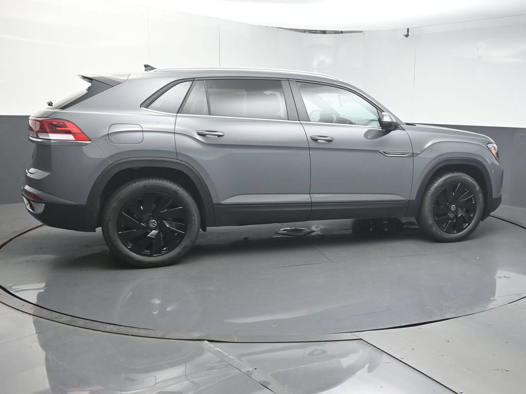 New 2026 Volkswagen Atlas Cross Sport SE FWD image 8