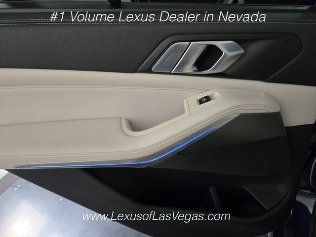 Used 2023 BMW X5 xDrive45e w/ Executive Package AWD/4WD image 19
