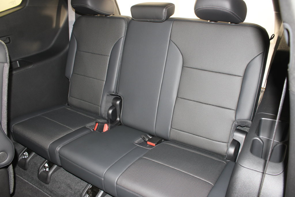 New 2027 Buick Enclave Sport Touring w/ Power Package FWD image 22
