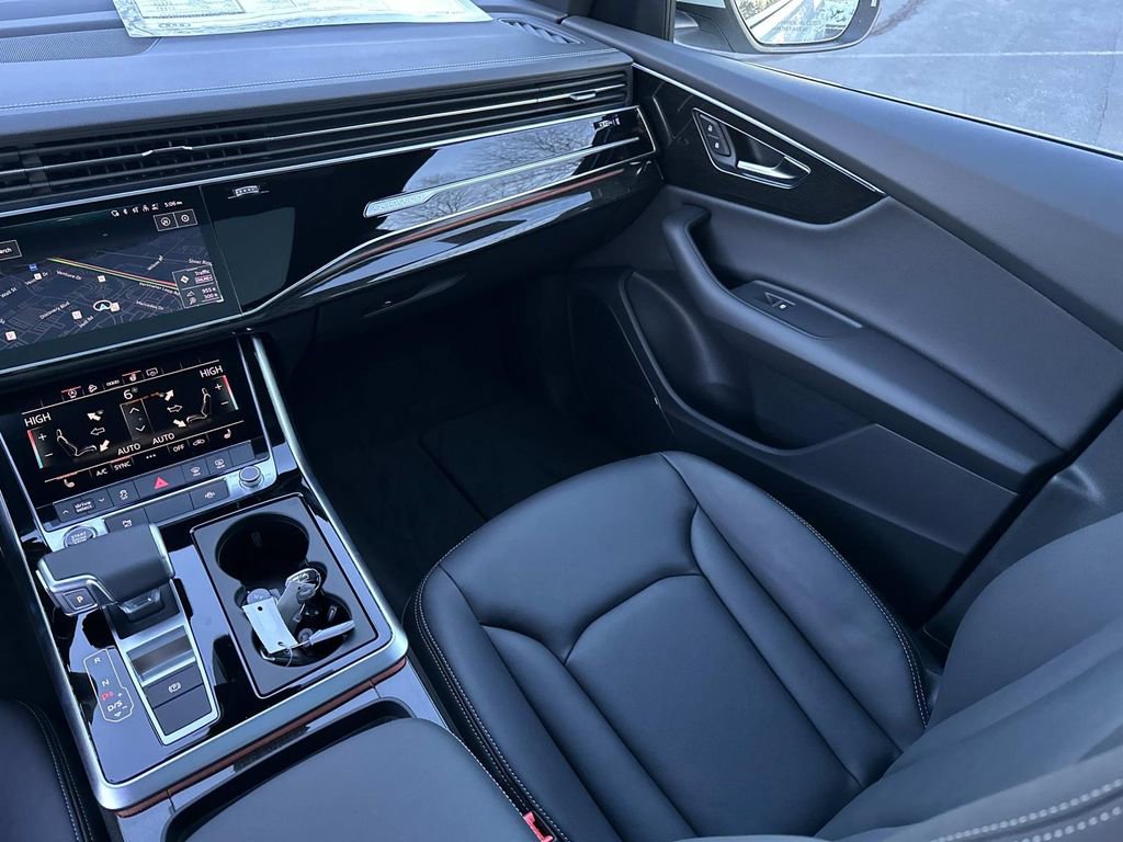 New 2026 Audi Q8 Premium image 32