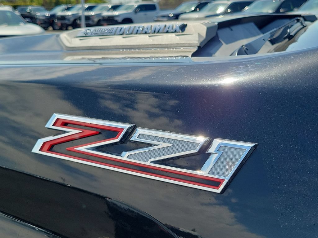Used 2020 Chevrolet Silverado 3500 LTZ w/ LTZ Convenience Package AWD/4WD image 32