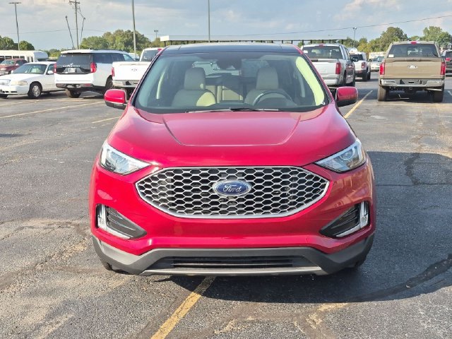 Used 2024 Ford Edge SEL w/ Convenience Package AWD/4WD image 2