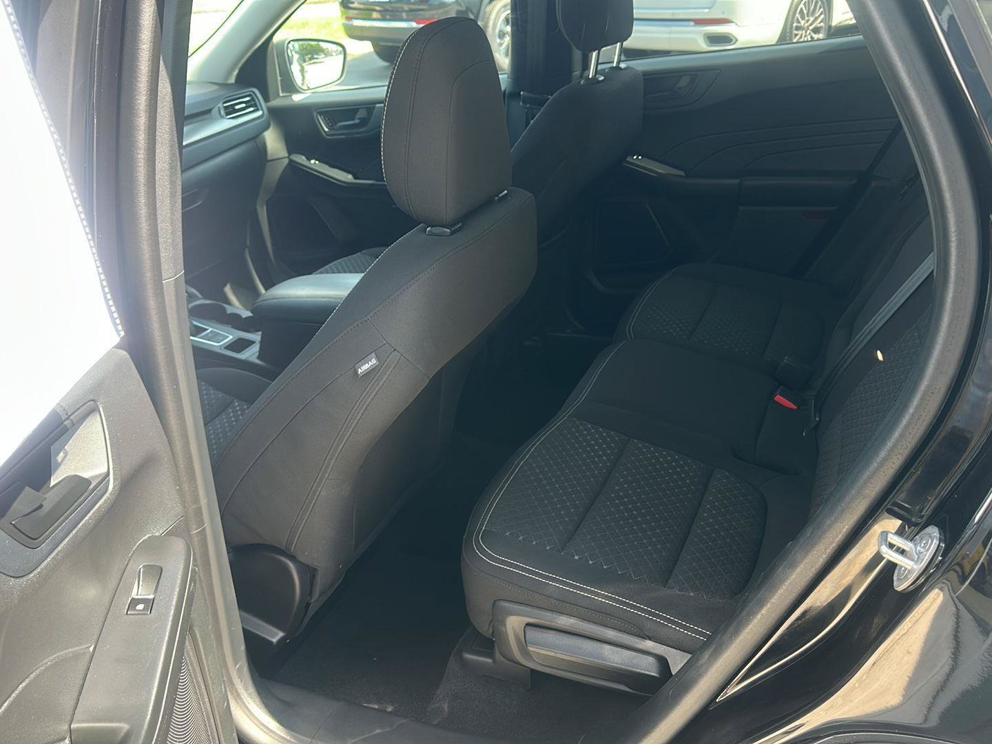 Used 2023 Ford Escape Active w/ Tech Pack #1 AWD/4WD image 17