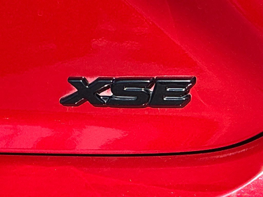 Used 2026 Toyota Camry XSE FWD image 10