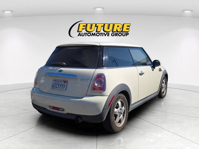Used 2011 MINI Cooper Hardtop FWD image 4