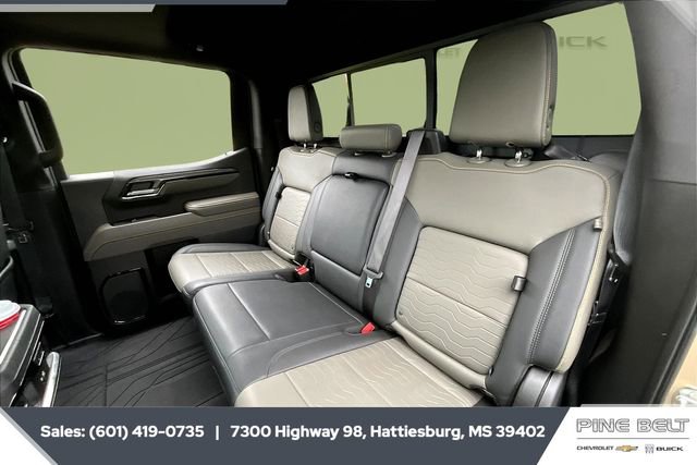 Used 2022 Chevrolet Silverado 1500 ZR2 w/ Technology Package image 19