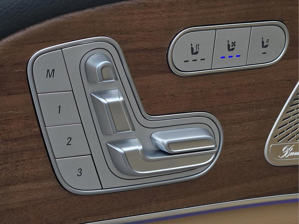 New 2026 Mercedes-Benz GLS 450 4MATIC image 18