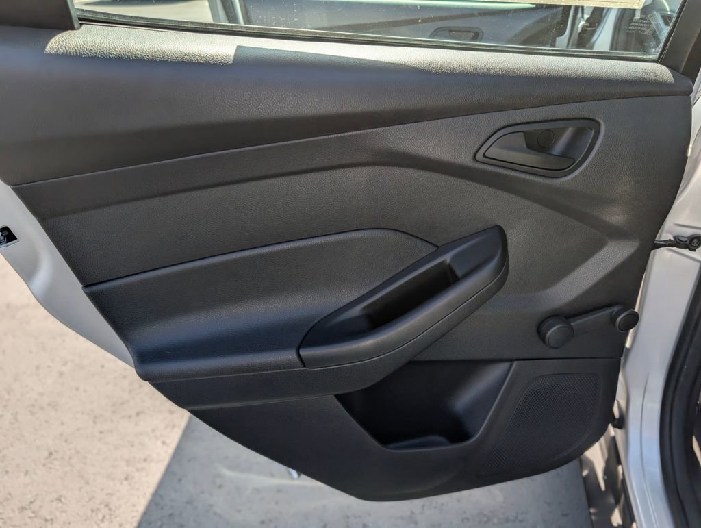 Used 2012 Ford Focus S FWD image 17